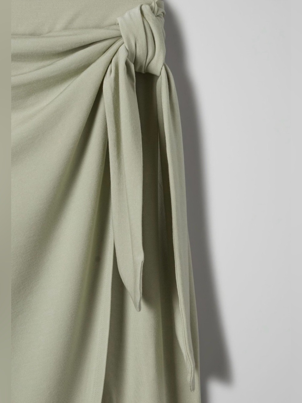 NWT Aritzia Wilfred Saturn Midi Dress Square Neck Wrap in Pastel Sage Green Sz M - Picture 6 of 12